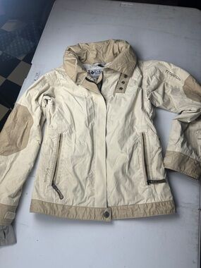 Columbia Titanium Women's Cream and Tan Ski Jacket